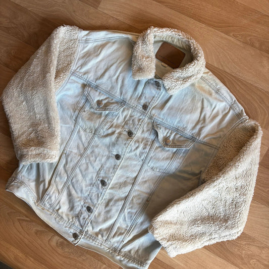 American Eagle Light Wash Sherpa Lined Denim Vintage Trucker Jacket Sherpa Mens