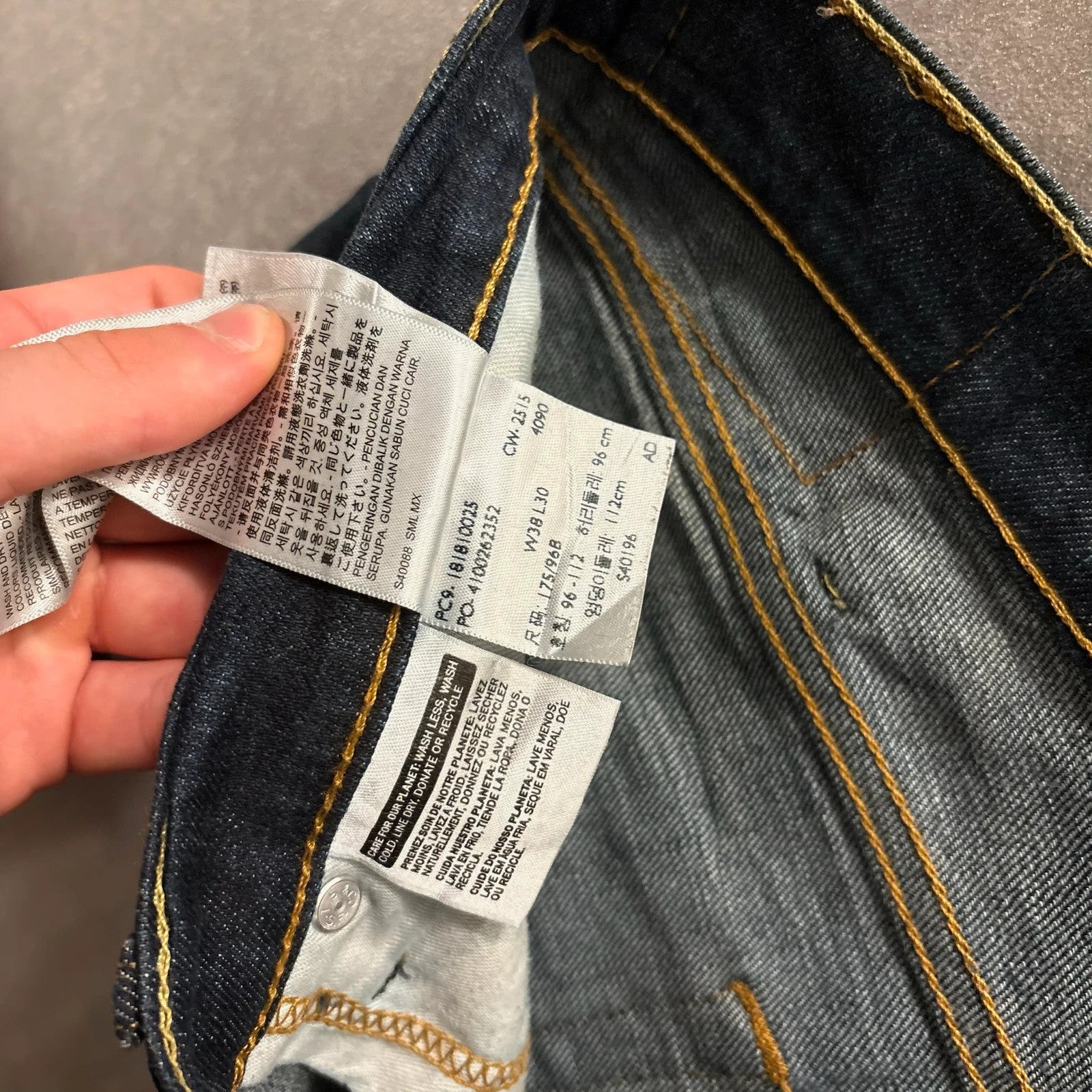 Levis 541 Athletic Taper Jeans Mens W38 L30 Dark Wash Denim Vintage Red Tab Relaxed Fit Stretch