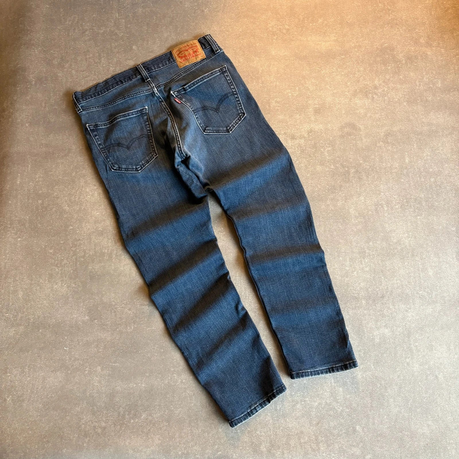 Levis 502 Regular Taper Jeans Mens W32 L29 Mid Wash Denim Vintage Red Tab Tapered Straight Leg Faded