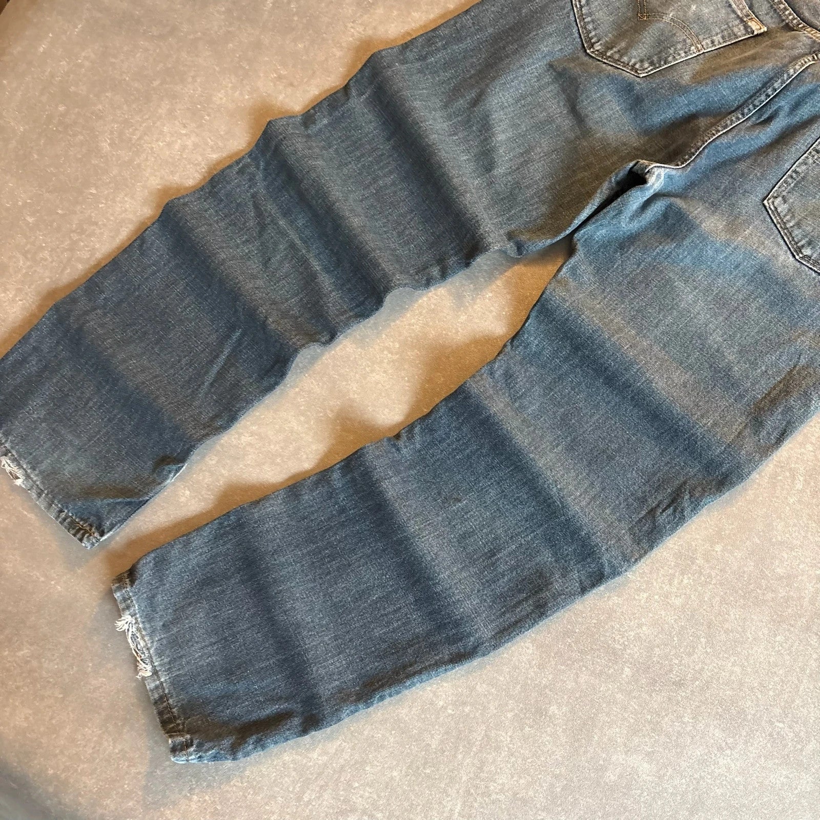 Levis 514 Straight Fit Jeans Mens W34 L32 Mid Wash Denim Vintage Red Tab Regular Straight Leg Faded