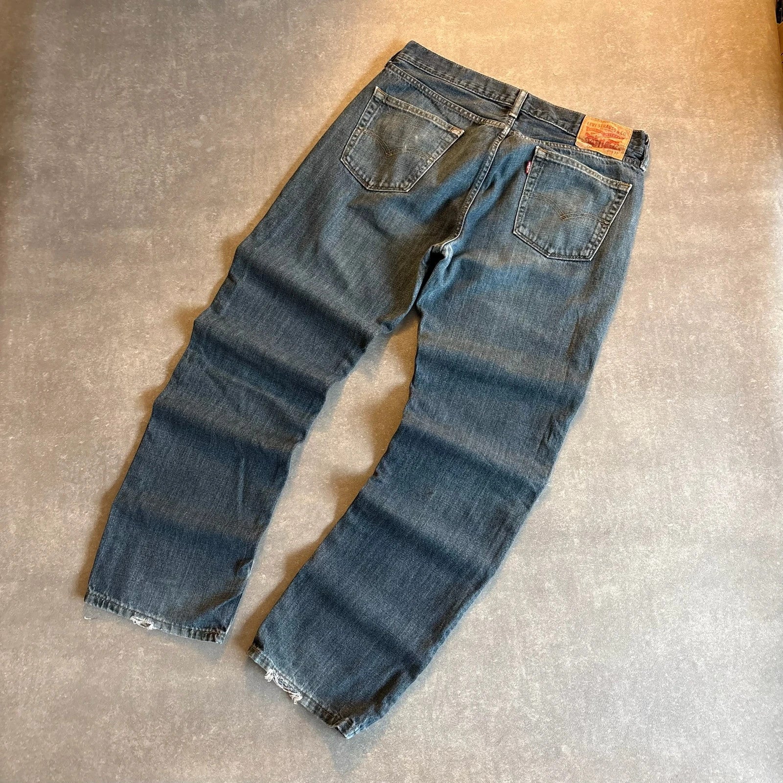 Levis 514 Straight Fit Jeans Mens W34 L32 Mid Wash Denim Vintage Red Tab Regular Straight Leg Faded