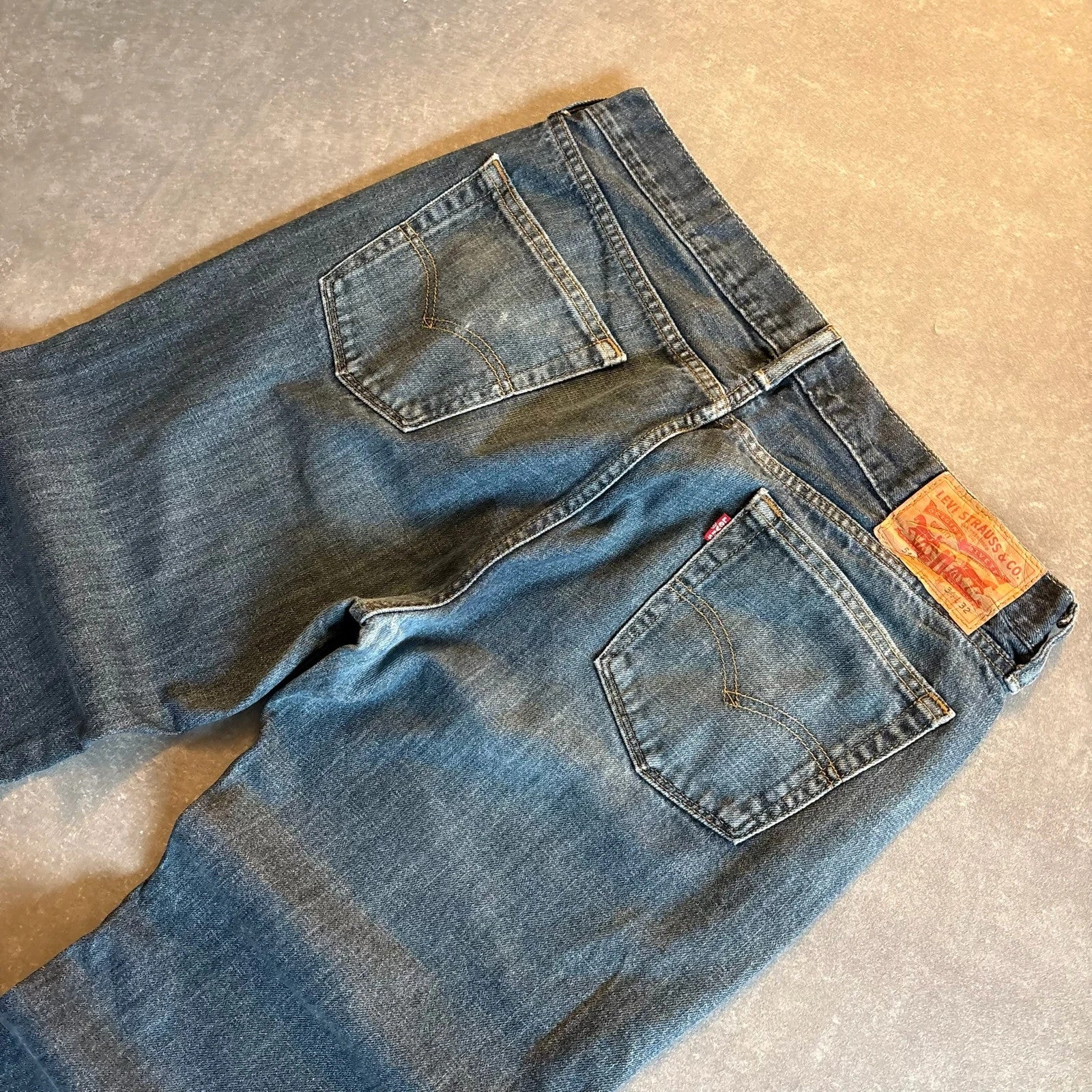 Levis 514 Straight Fit Jeans Mens W34 L32 Mid Wash Denim Vintage Red Tab Regular Straight Leg Faded