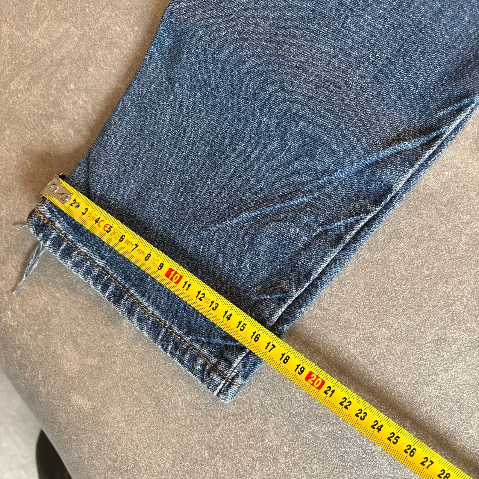 Levis 511 Slim Fit Jeans Mens W29 L30 Mid Wash Blue Denim Vintage Red Tab Tapered Slim Distressed