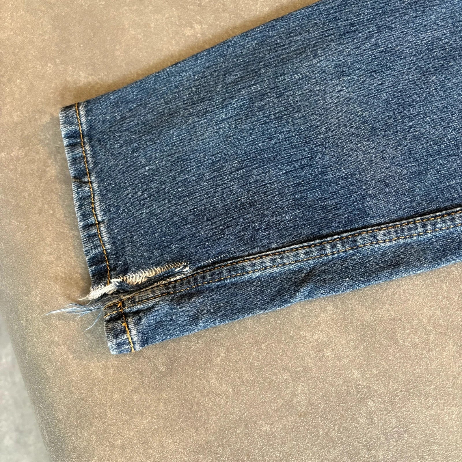 Levis 511 Slim Fit Jeans Mens W29 L30 Mid Wash Blue Denim Vintage Red Tab Tapered Slim Distressed