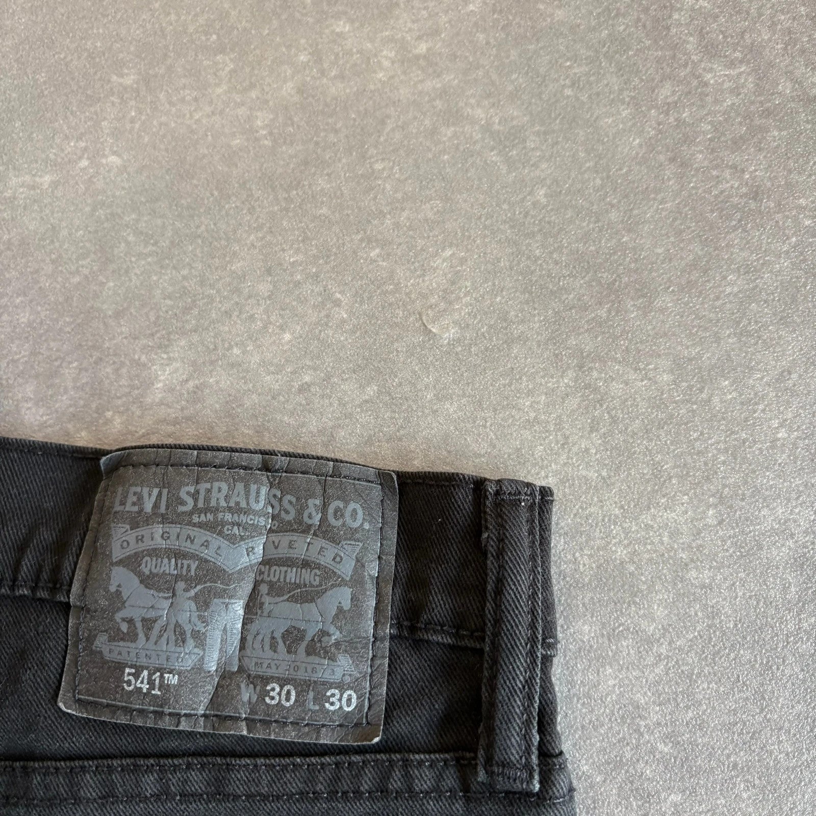 Levis 541 Black Faded Washed Denim Jeans Mens W30 L30 Vintage Streetwear Athletic Fit