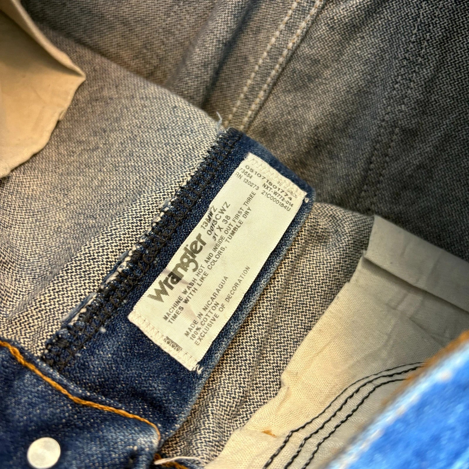 Wrangler Slim Fit Light Wash Denim Jeans Mens W36 Straight Leg Red Tab Vintage Casual Cotton Denim