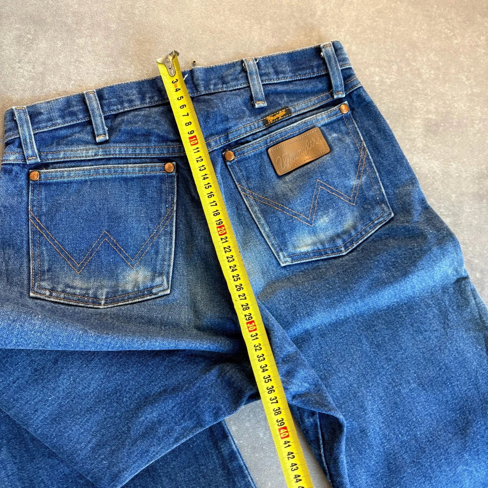 Wrangler Slim Fit Light Wash Denim Jeans Mens W36 Straight Leg Red Tab Vintage Casual Cotton Denim