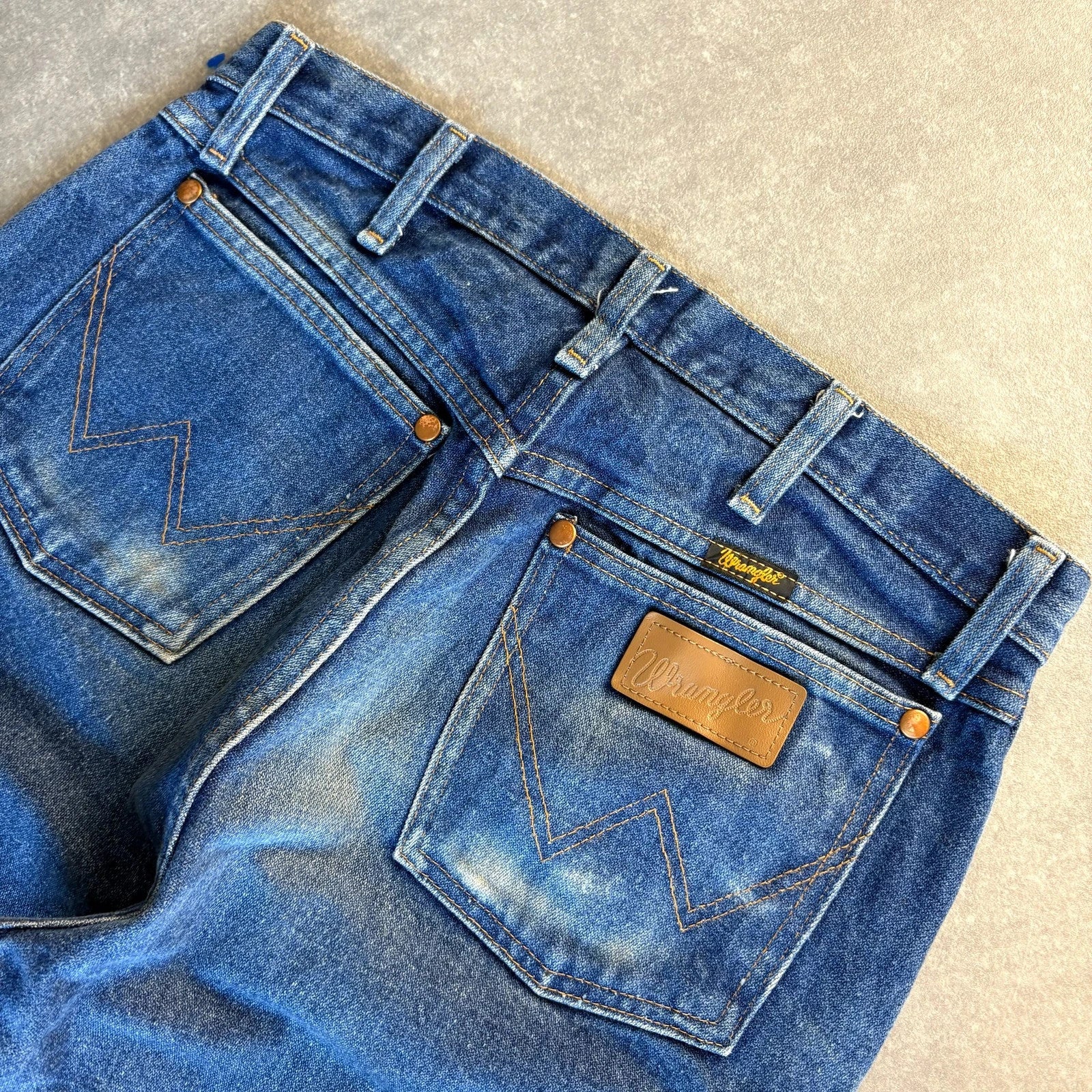 Wrangler Slim Fit Light Wash Denim Jeans Mens W36 Straight Leg Red Tab Vintage Casual Cotton Denim