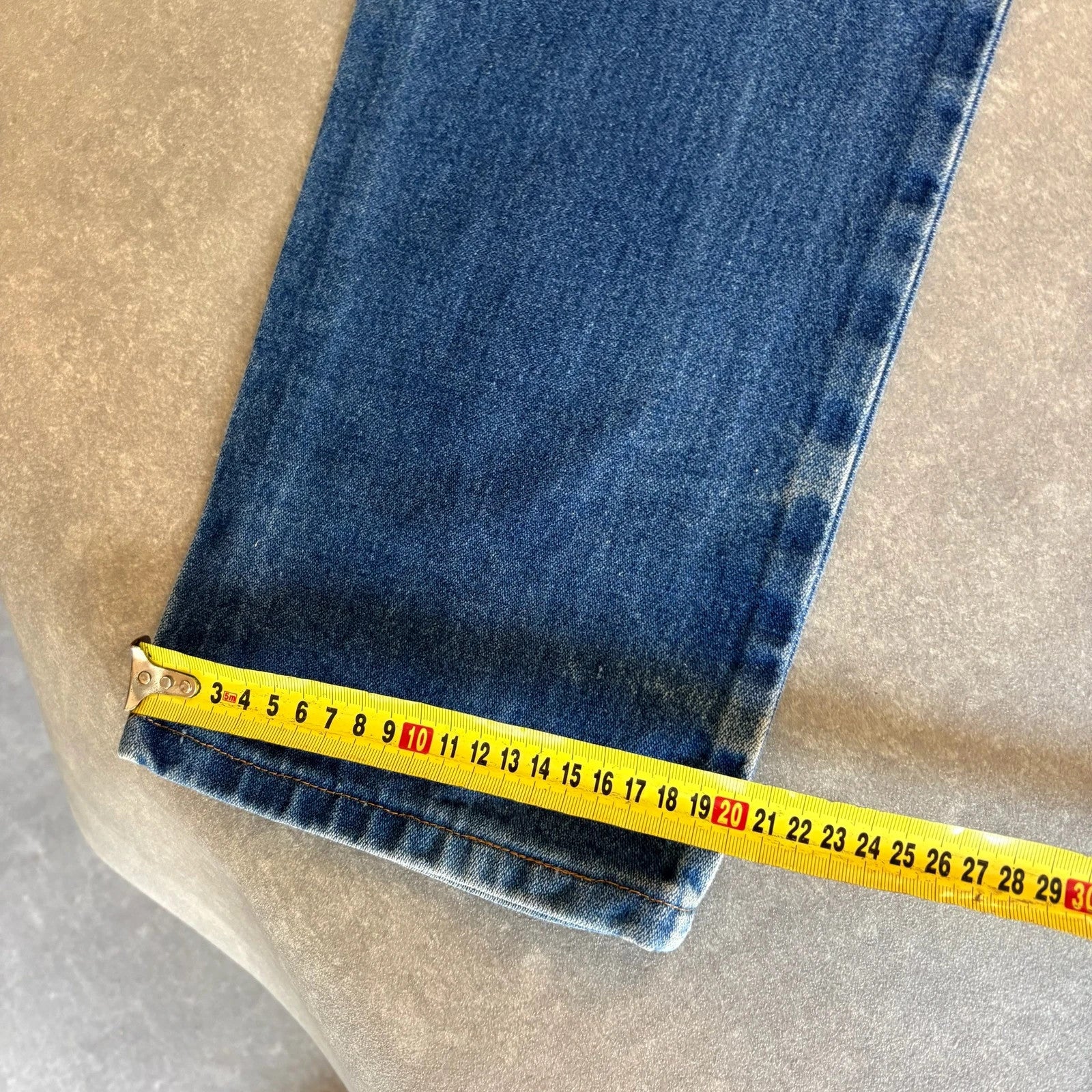Wrangler Slim Fit Light Wash Denim Jeans Mens W36 Straight Leg Red Tab Vintage Casual Cotton Denim