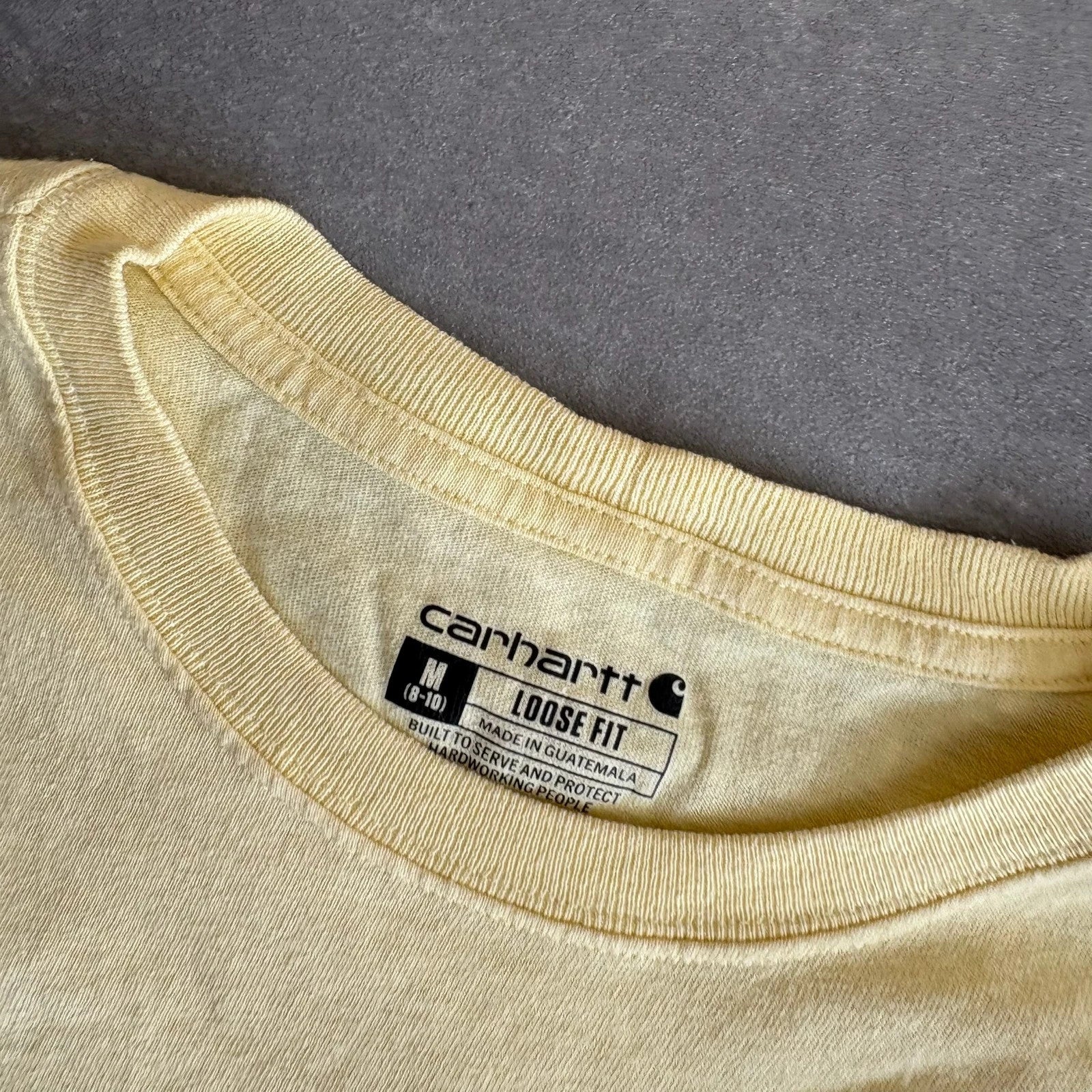 Carhartt Yellow Pocket T-Shirt Mens Medium Loose Fit Workwear Vintage Embroidered Logo Cotton Tee