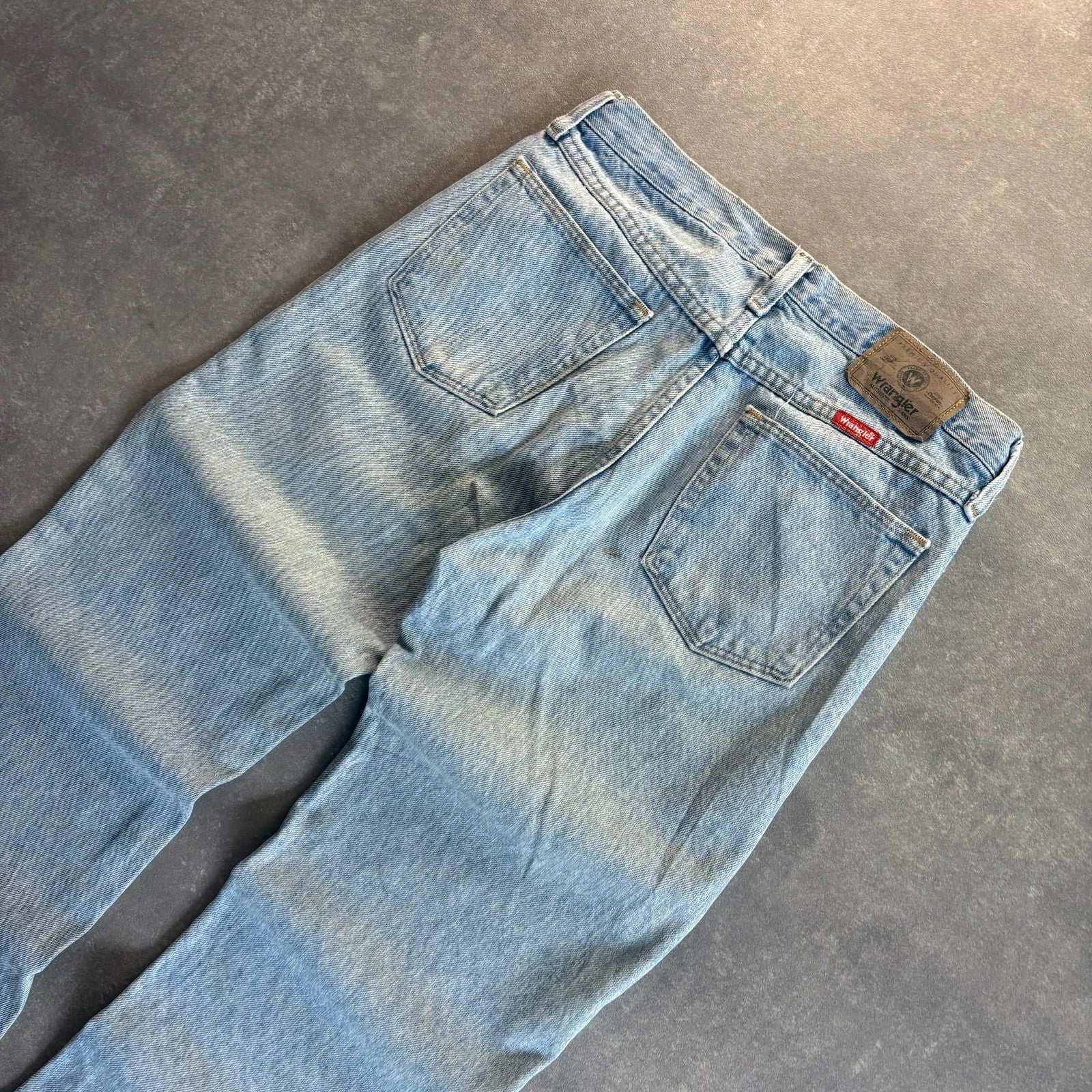 Wrangler Light Wash Jeans Faded Blue Denim Vintage Workwear Western Casual Straight Leg Mens W31 L30