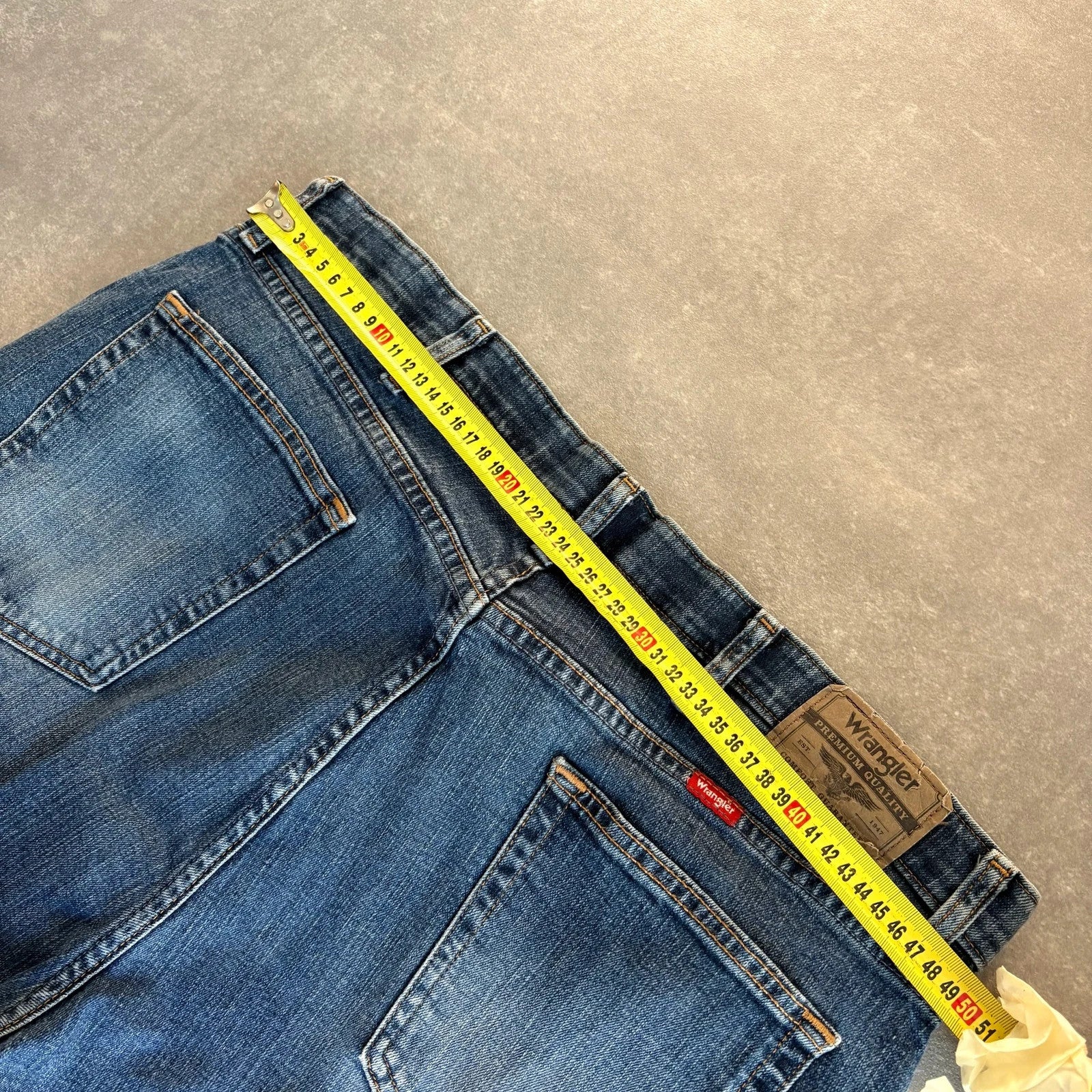Wrangler Blue Denim Jeans Men Straight Leg Western Workwear Vintage Cotton Casual Denim