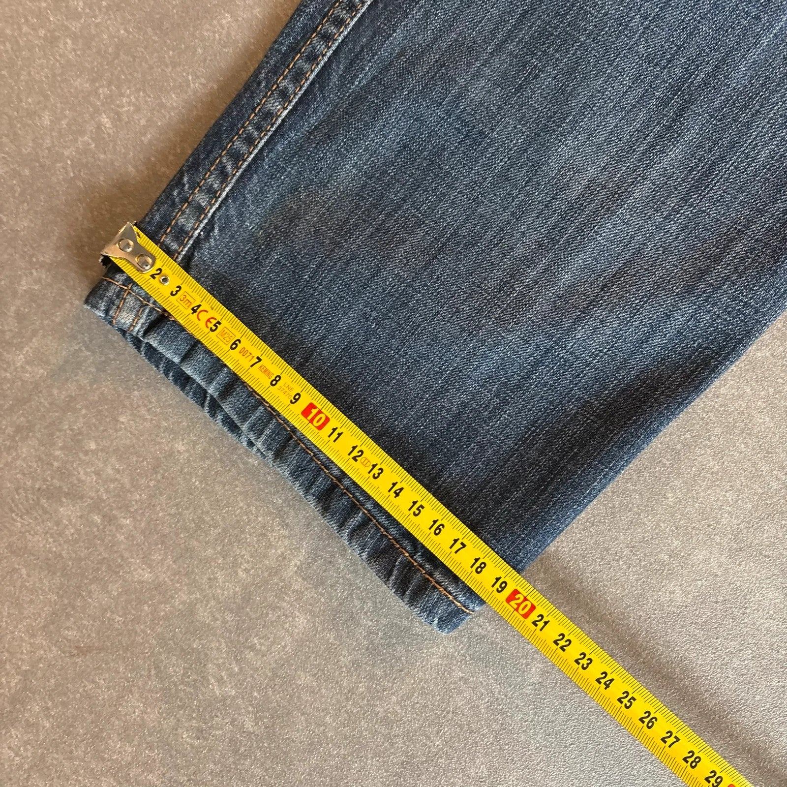 Levis 514 Straight Fit Jeans Mens W31 L30 Mid Wash Denim Vintage Red Tab Regular Straight Leg Faded