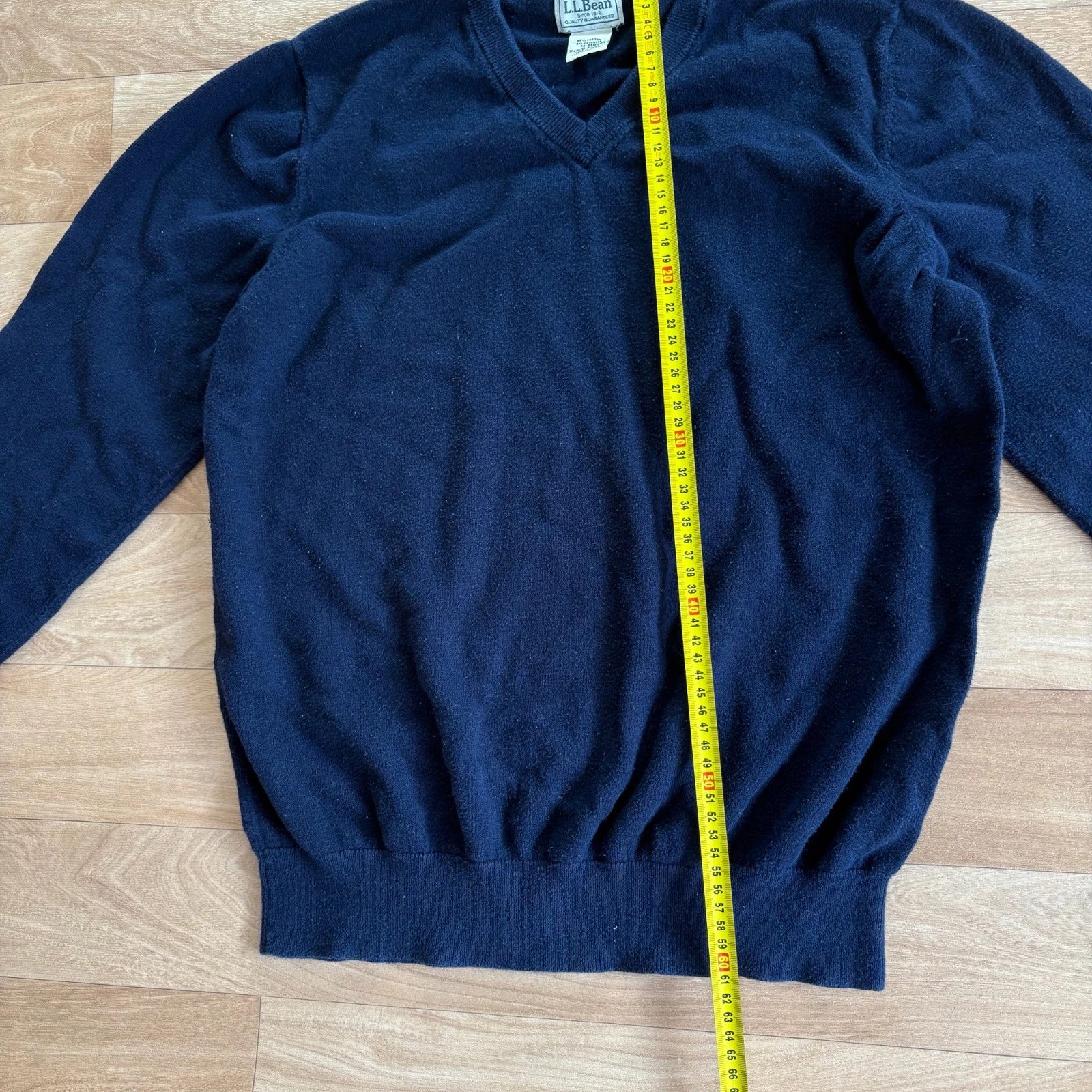 LL Bean Navy Cashmere Blend V Neck Knit Sweater Ivy Preppy Mens