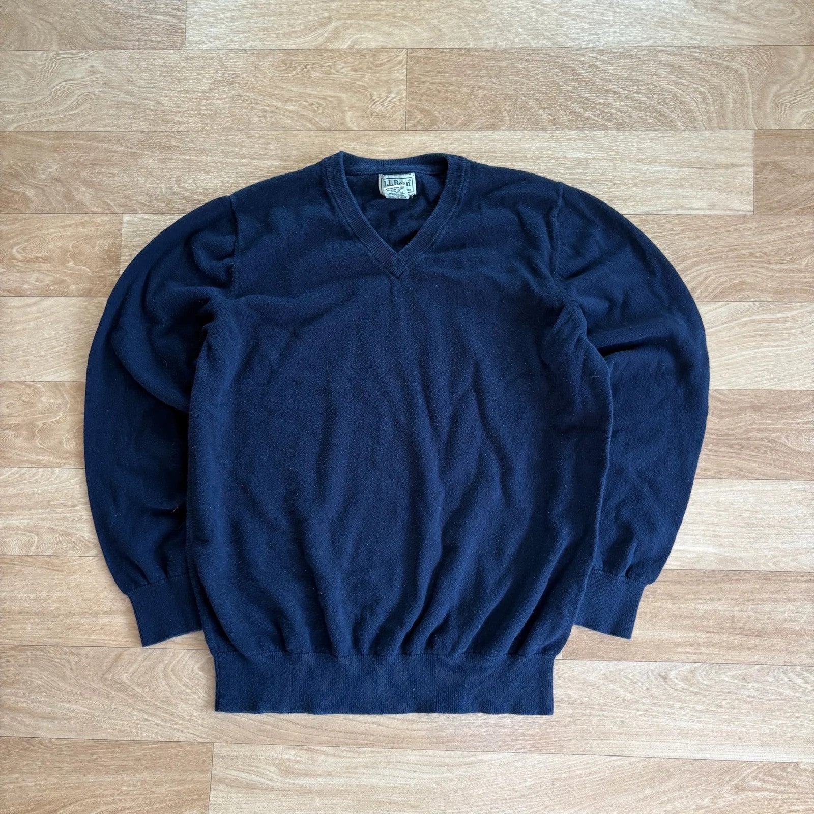 LL Bean Navy Cashmere Blend V Neck Knit Sweater Ivy Preppy Mens