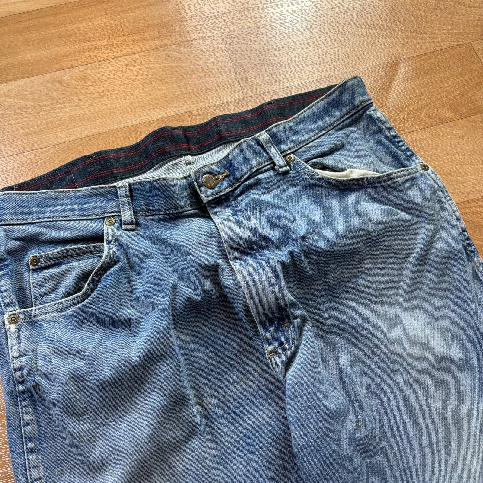 Wrangler Premium Quality Blue Regular Fit Straight Leg Vintage Denim Jeans Mens