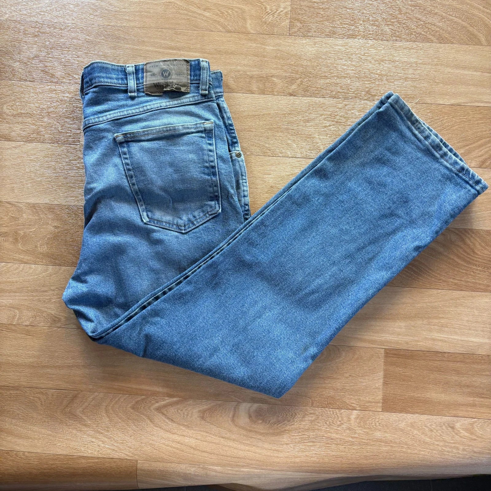 Wrangler Premium Quality Blue Regular Fit Straight Leg Vintage Denim Jeans Mens