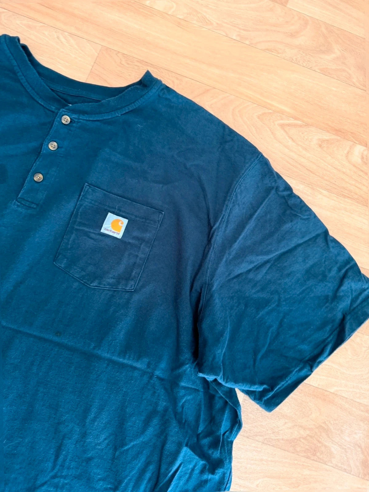 Carhartt black Loose Fit Pocket Tee Vintage Distressed Workwear Crew Neck T-Shirt Mens