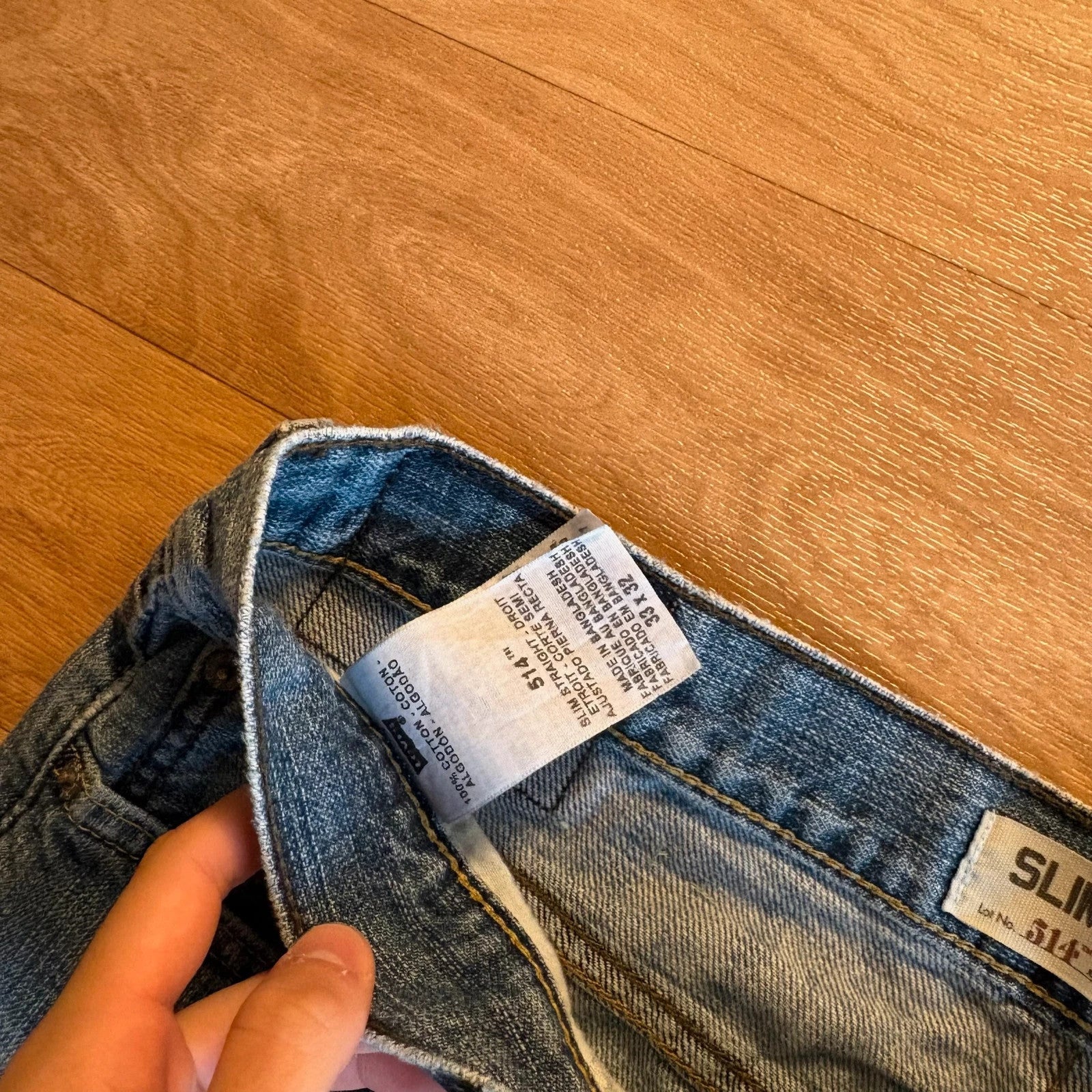 Levis 514 Slim Straight Medium Wash Jeans Faded Vintage Denim Whiskered Streetwear Mens