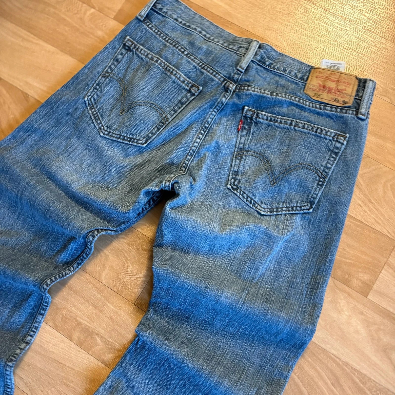 Levis 514 Slim Straight Medium Wash Jeans Faded Vintage Denim Whiskered Streetwear Mens