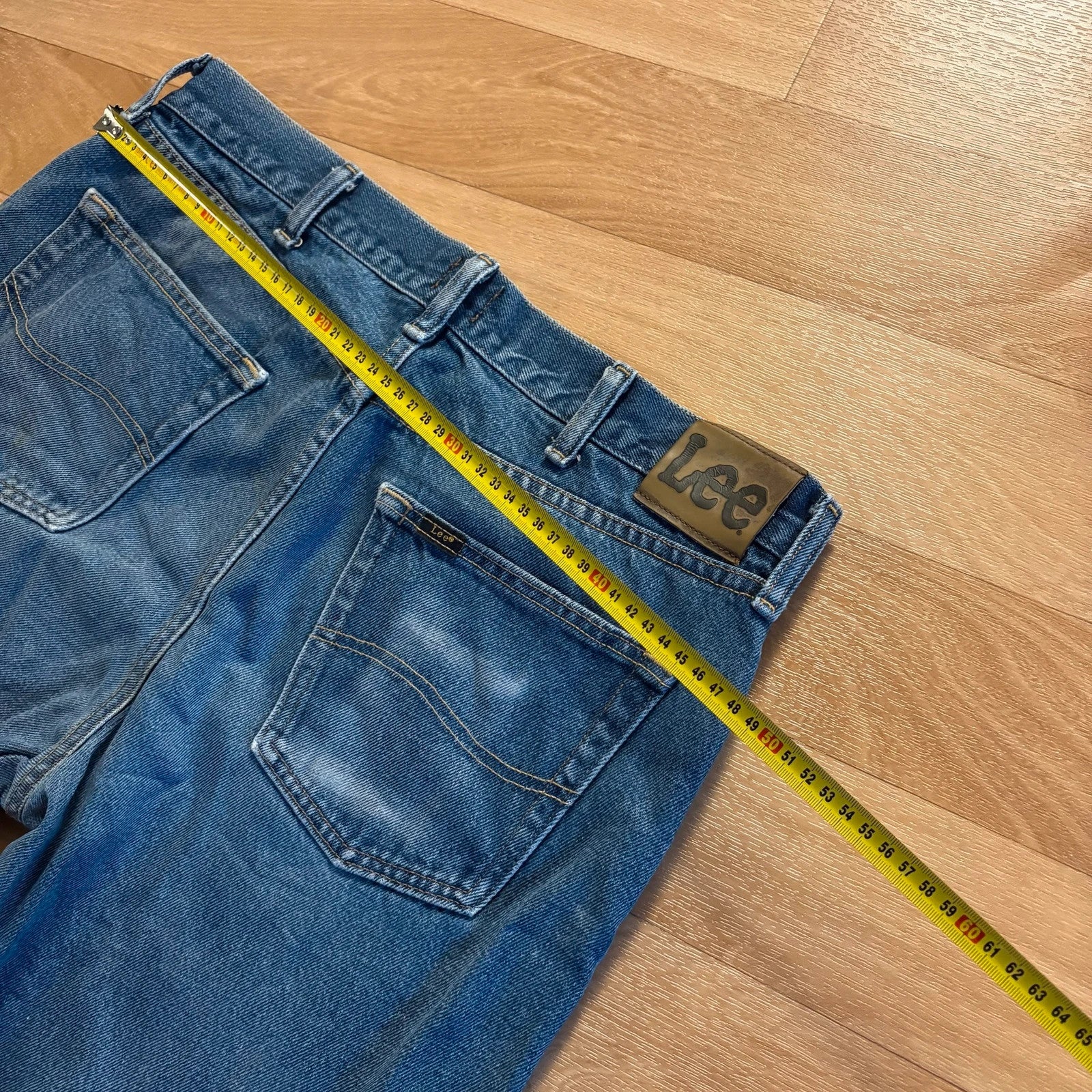 Lee Medium Wash Straight Jeans Leather Patch Vintage Blue Denim Workwear Rugged Mens