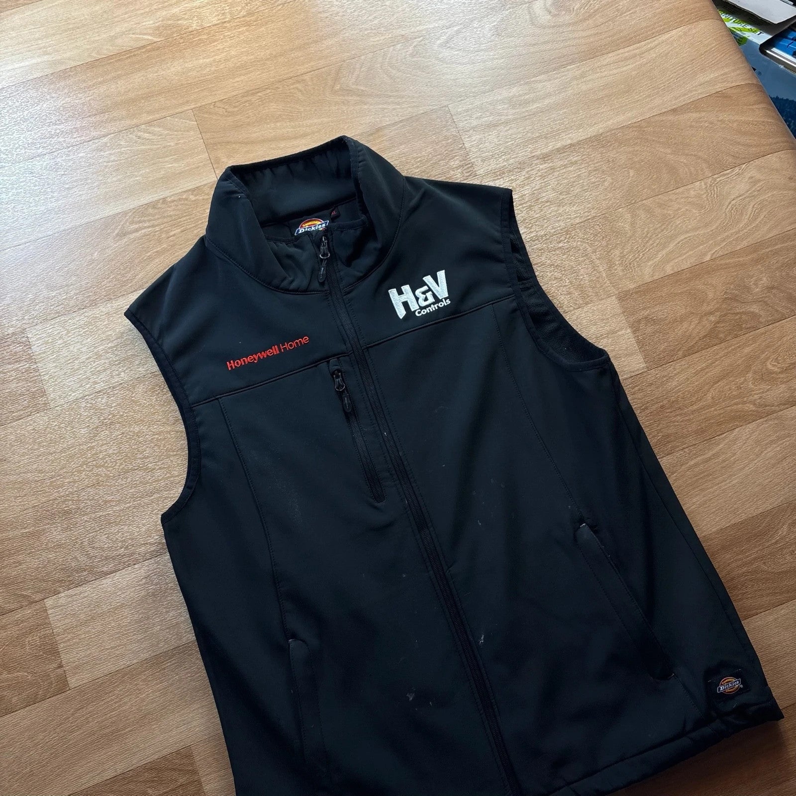 Dickies Black Softshell Gilet Honeywell Home H and V Controls Embroidered Zip Vest Mens