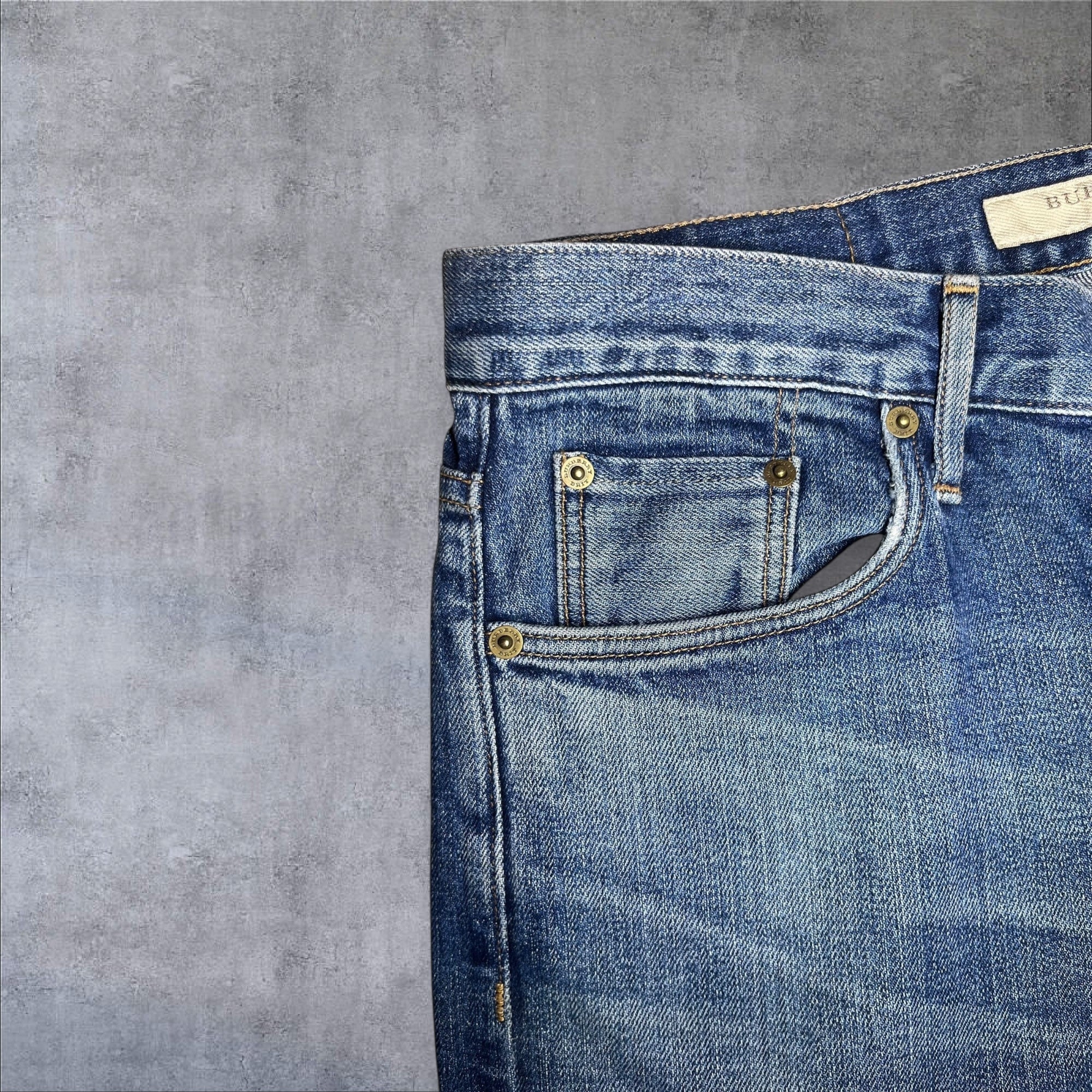 Burberry Brit Jeans - W32