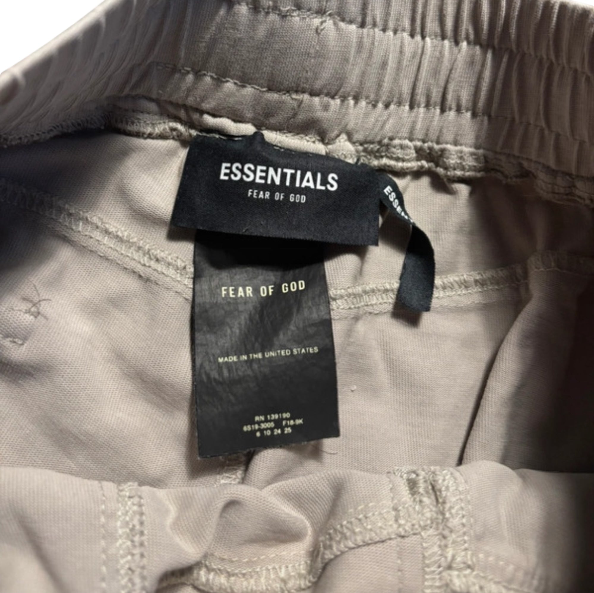 Essentials Fear of God Beige Cuffed Pants – Size S