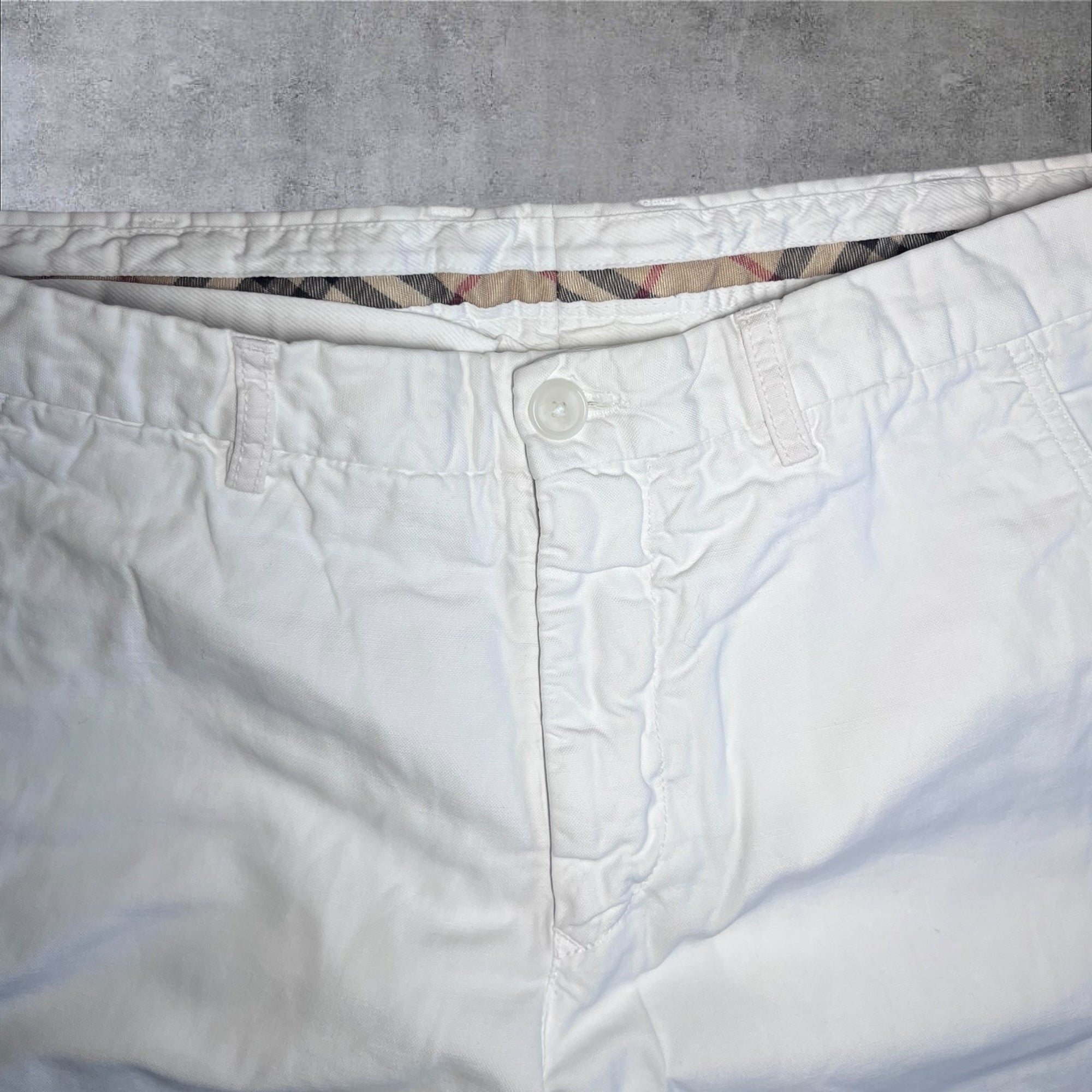 Burberry White Short