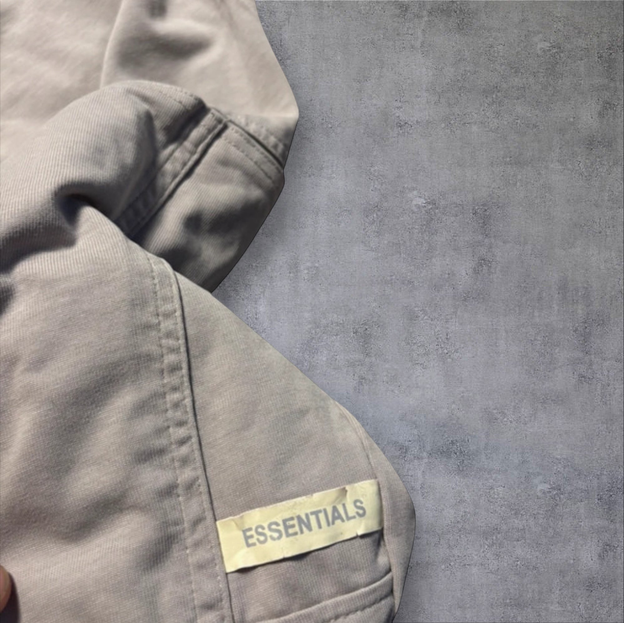 Essentials Fear of God Beige Cuffed Pants – Size S