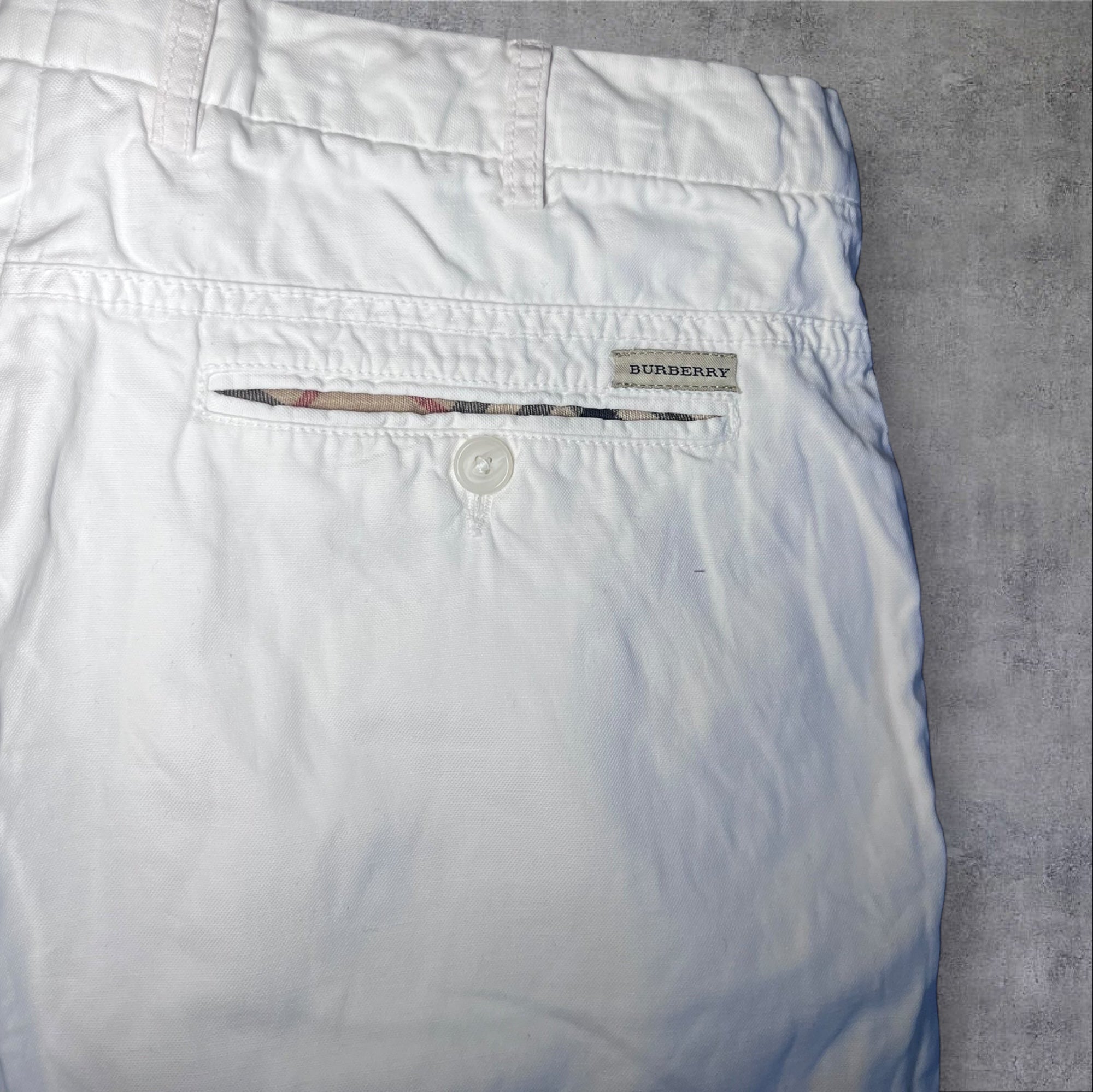 Burberry White Short